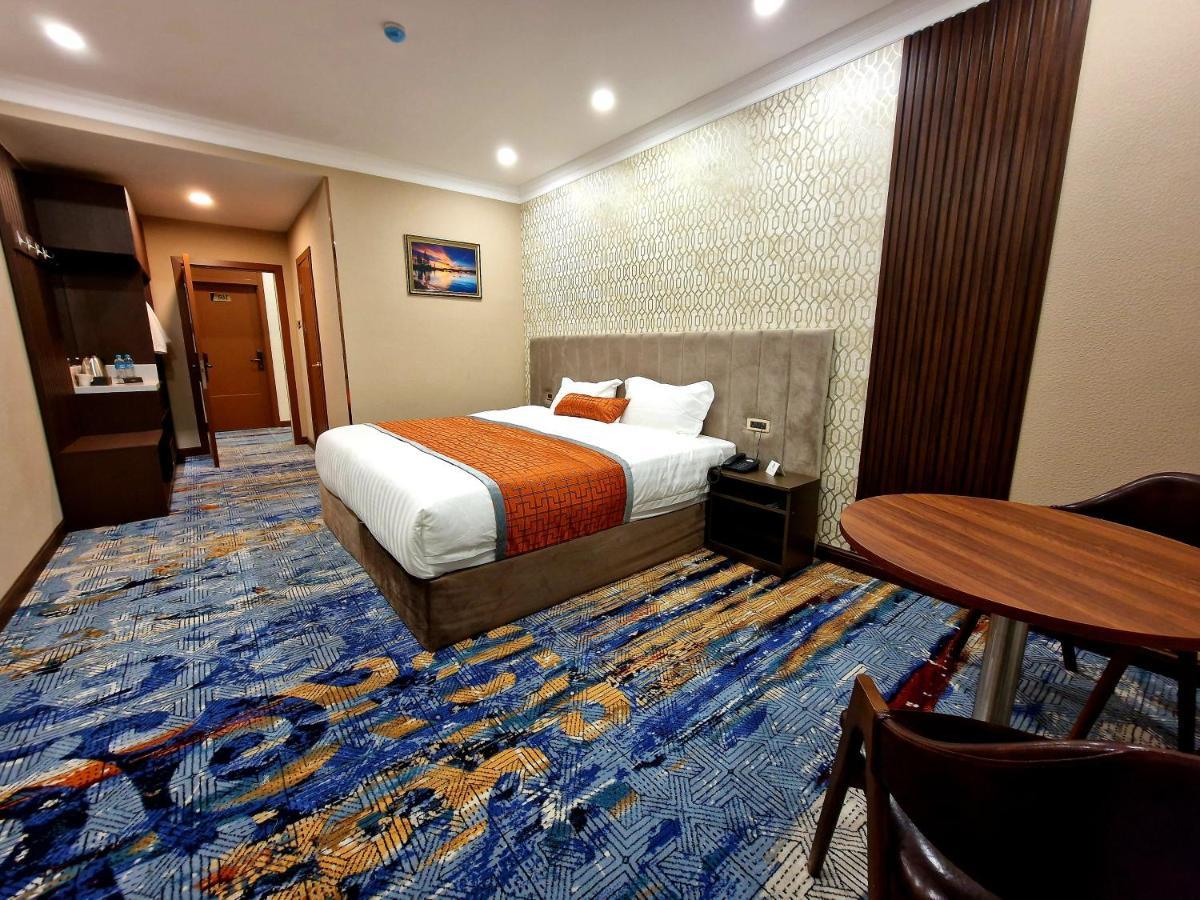 New West Hotel Ulaanbaatar Bagian luar foto