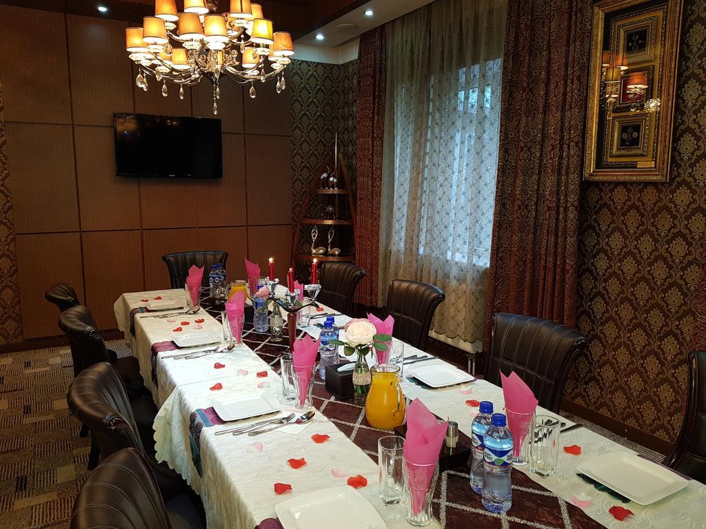 New West Hotel Ulaanbaatar Bagian luar foto