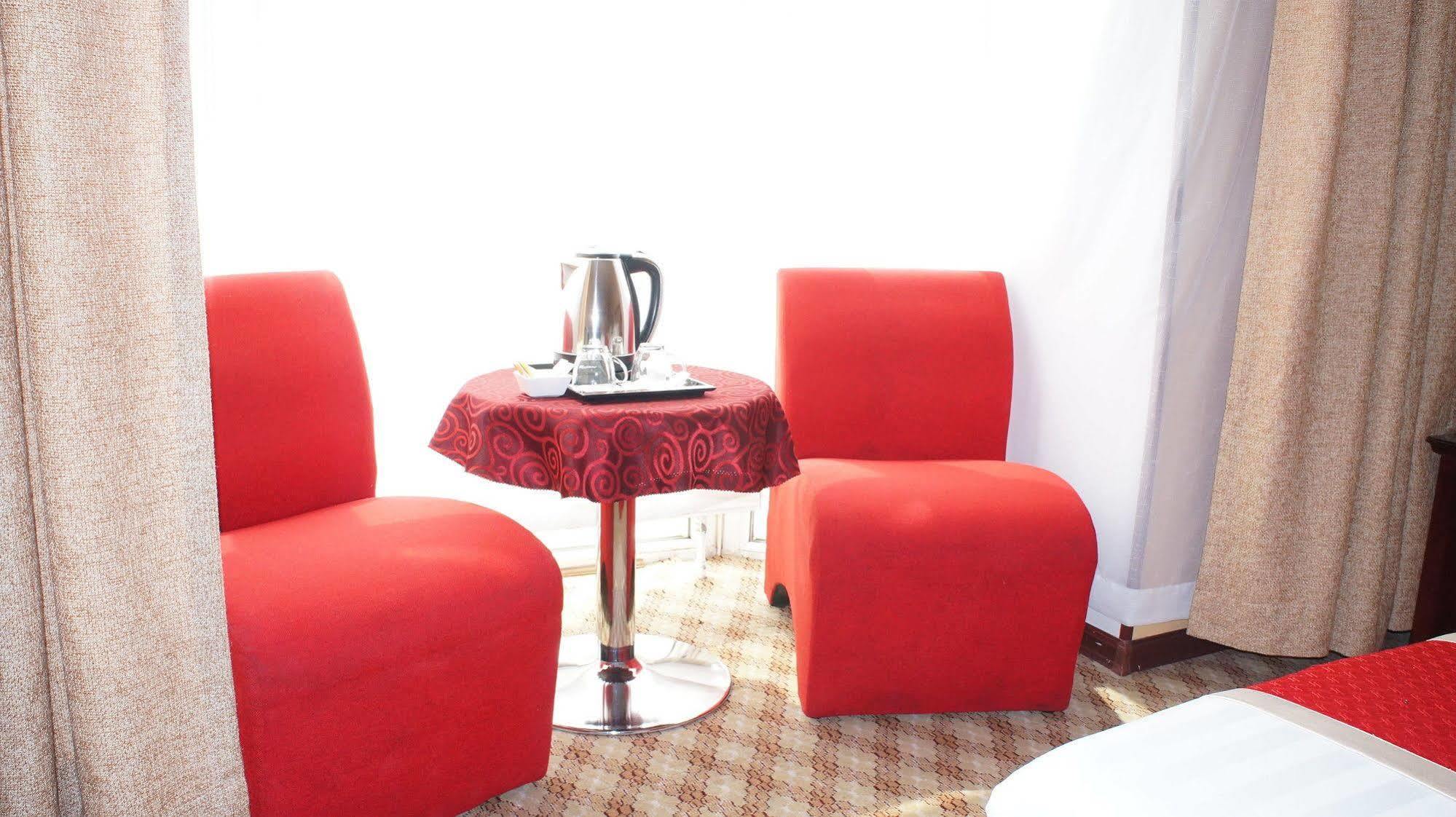 New West Hotel Ulaanbaatar Bagian luar foto